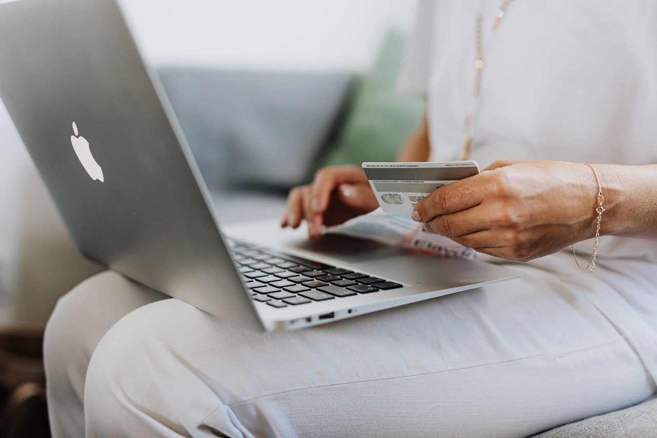 ebbe tidevand Uændret åbning Møbler, elektronik og tøj er noget af dét, vi shopper mest på nettet - Arty.dk ebbe tidevand Uændret åbning Møbler, elektronik og tøj er noget af dét, vi shopper mest på nettet - Arty.dk